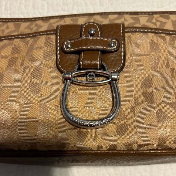 ETIENNE AIGNER - Women’s Fabric Logo Handbag - Picture 3 of 10